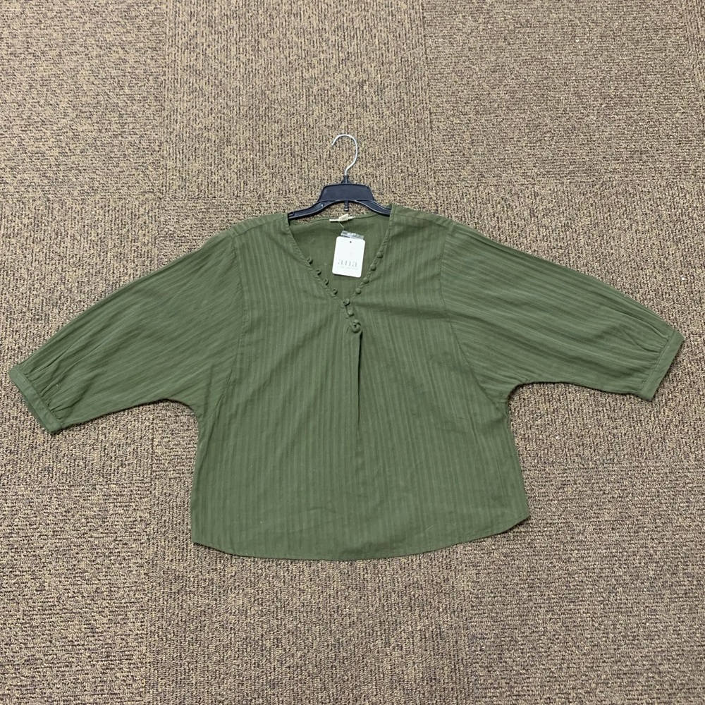 Business causal olive top